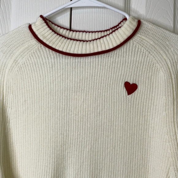 A New Day Crew Neck Pullover Red Heart Various Sizes - Picture 3 of 9